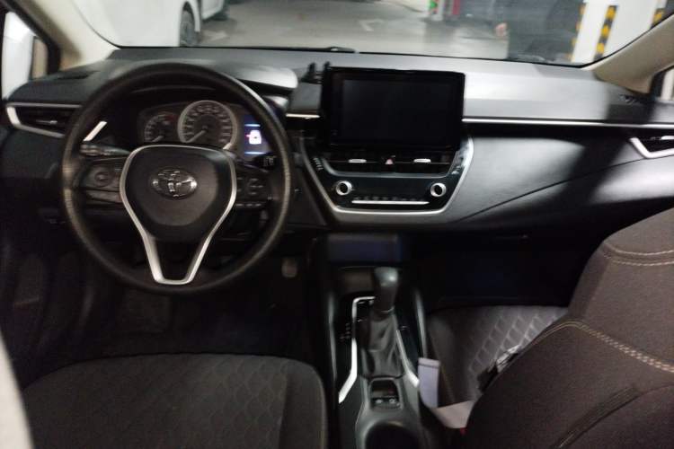 Used Toyota Allion 2021 2.0L Luxury Edition Center Console