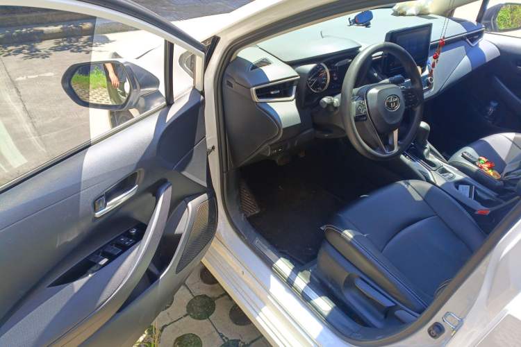 Used Toyota Allion 2021 2.0L Luxury Edition Driver Seat