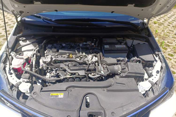 Used Toyota Allion 2021 2.0L Luxury Edition Engine Bay