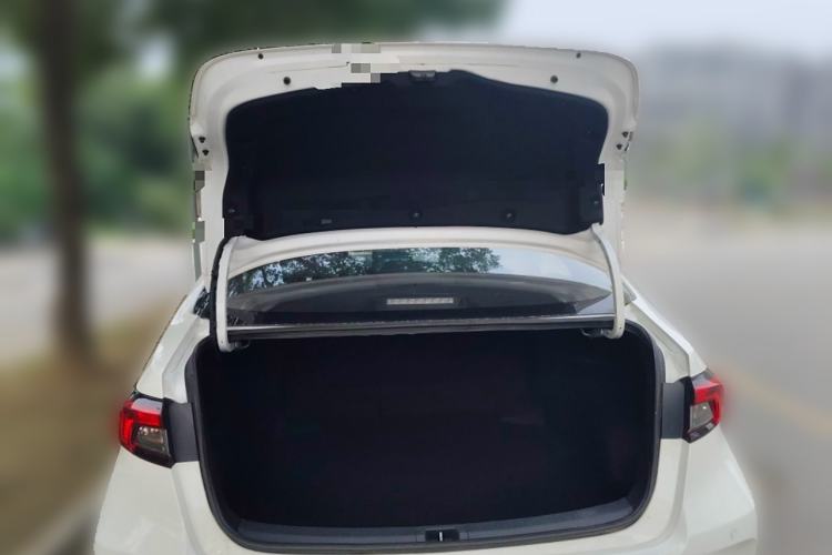 Used Toyota Allion 2021 2.0L Luxury Edition Trunk