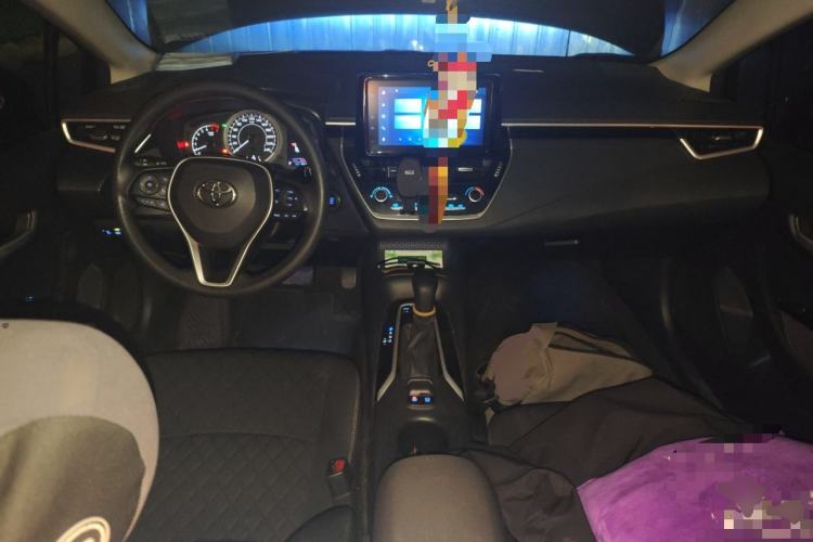 Used Toyota Allion 2021 2.0L Luxury Edition Center Console