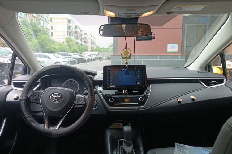 Used Toyota Allion 2021 2.0L Deluxe Edition Center Console