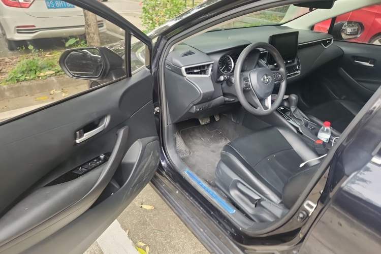 Used Toyota Allion 2021 2.0L Luxury Edition Driver Seat