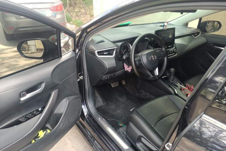 Used Toyota Allion 2021 2.0L Luxury Edition Driver Seat