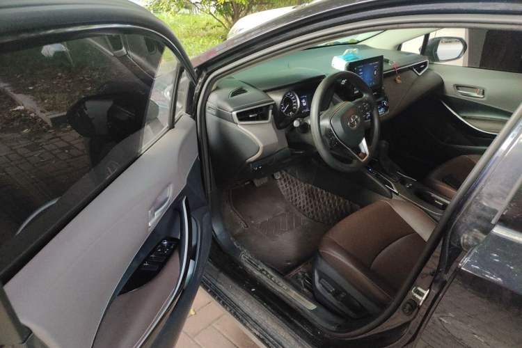 Used Toyota Allion 2021 2.0L Deluxe Edition Driver Seat