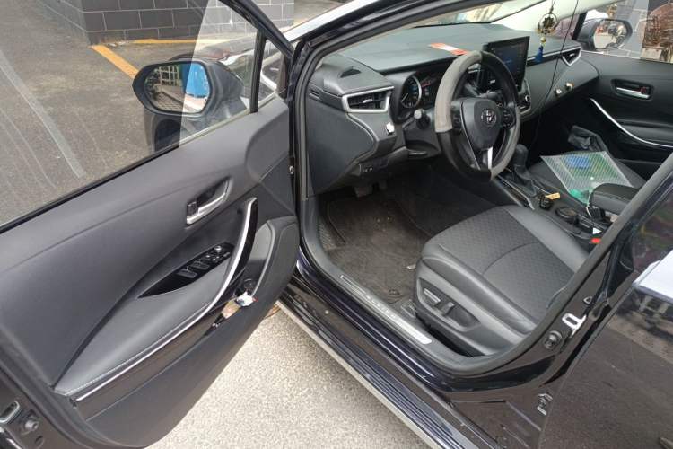 Used Toyota Allion 2021 2.0L Deluxe Edition Driver Seat