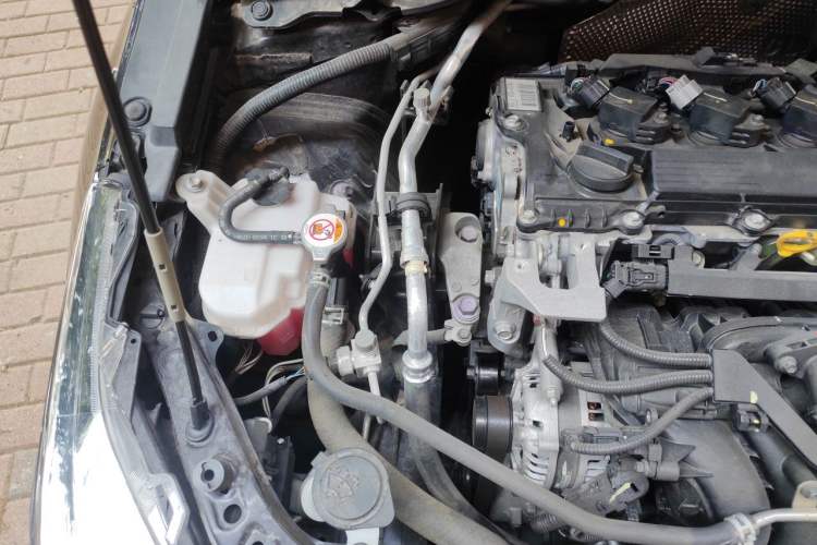 Used Toyota Allion 2021 2.0L Ambition Edition Engine Bay Right