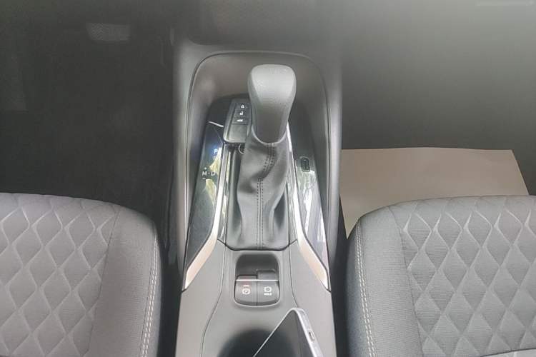 Used Toyota Allion 2021 2.0L Ambition Edition Gear Lever
