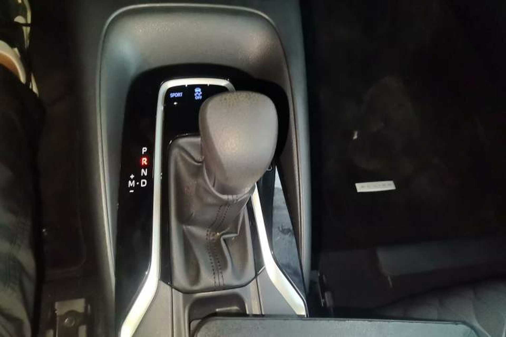 Used Toyota Allion 2021 2.0L Ambition Edition Gear Lever