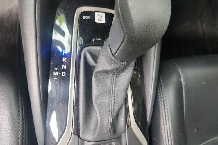 Used Toyota Allion 2021 2.0L Luxury Edition Gear Lever