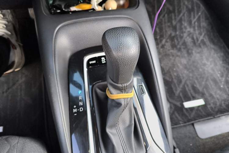 Used Toyota Allion 2021 2.0L Luxury Edition Gear Lever