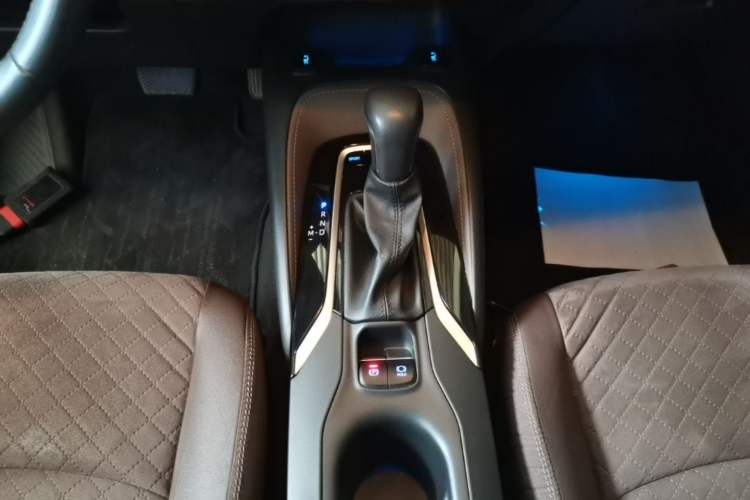 Used Toyota Allion 2021 2.0L Flagship Edition Gear Lever