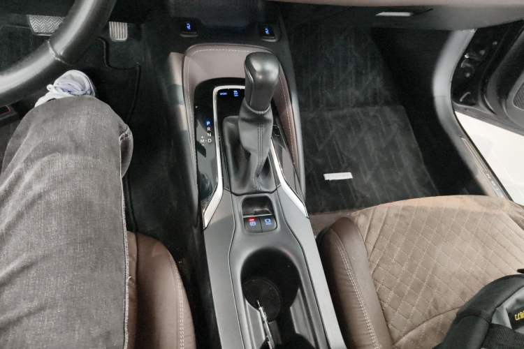 Used Toyota Allion 2021 2.0L Flagship Edition Gear Lever