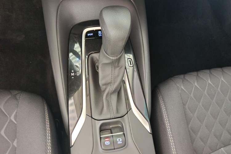 Used Toyota Allion 2021 2.0L Luxury Edition Gear Lever