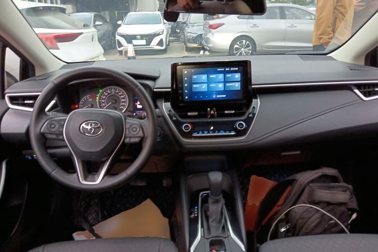 Used Toyota Allion 2021 2.0L Deluxe Edition Interior 2