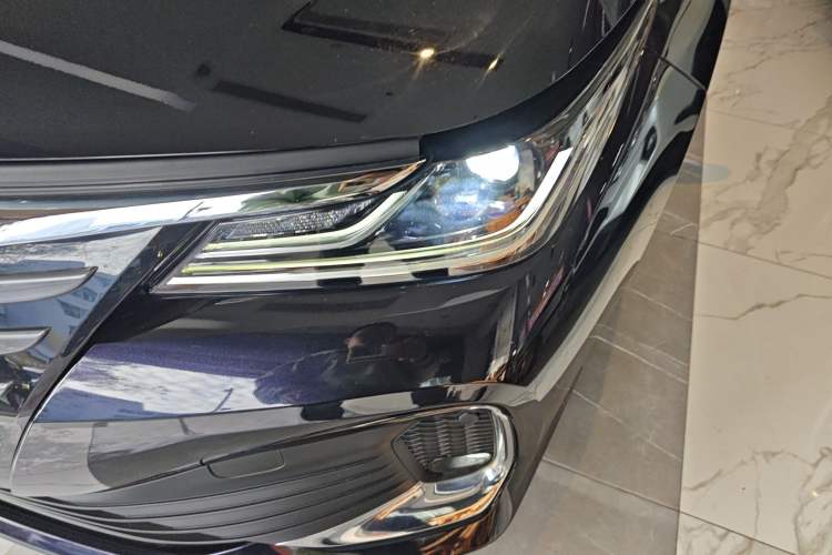 Used Toyota Allion 2021 2.0L Deluxe Edition Left Front Headlight