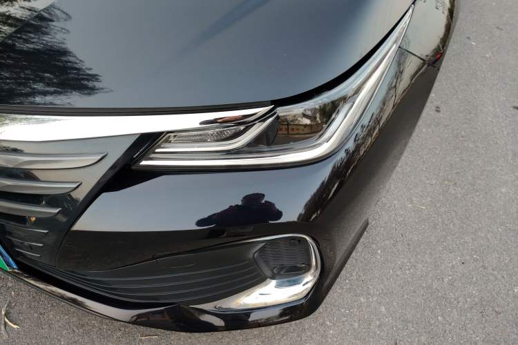 Used Toyota Allion 2021 2.0L Deluxe Edition Left Front Headlight