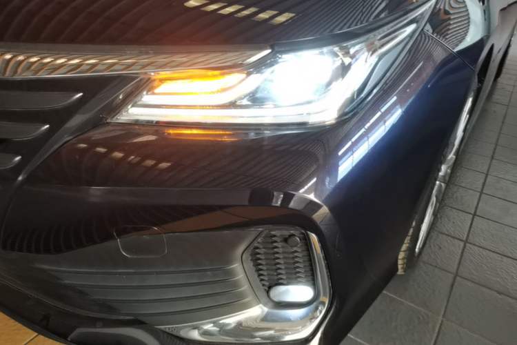 Used Toyota Allion 2021 2.0L Flagship Edition Left Front Headlight