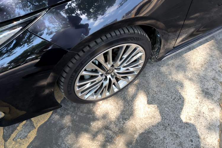 Used Toyota Allion 2021 2.0L Flagship Edition Left Front Wheel Hub