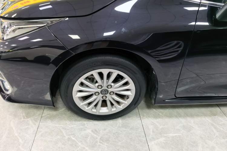 Used Toyota Allion 2021 2.0L Ambition Edition Left Front Wheel Hub