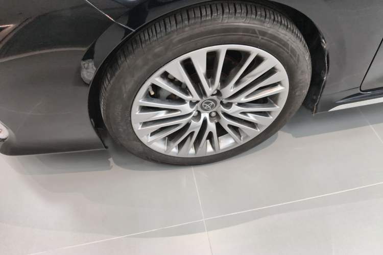 Used Toyota Allion 2021 2.0L Flagship Edition Left Front Wheel Hub