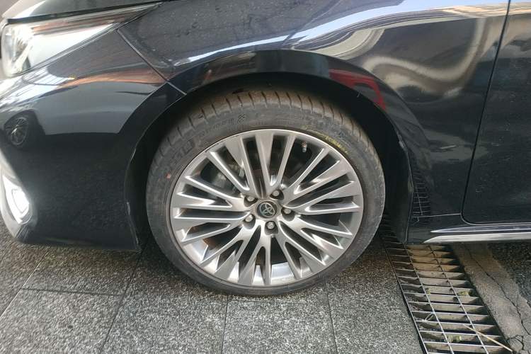 Used Toyota Allion 2021 2.0L Flagship Edition Left Front Wheel Hub