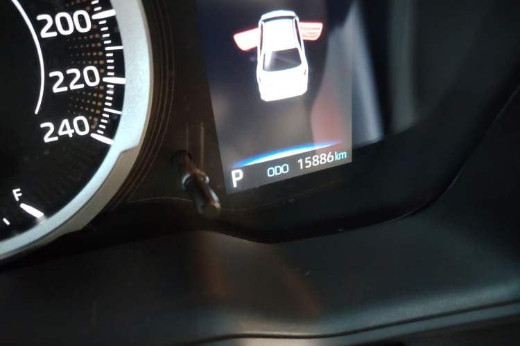 Used Toyota Allion 2021 2.0L Deluxe Edition Odometer Close Up