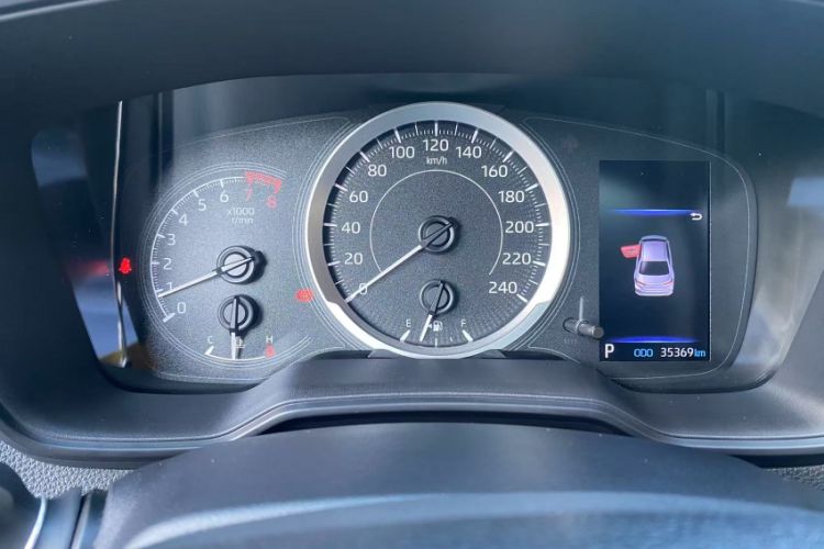 Used Toyota Allion 2021 2.0L Deluxe Edition Odometer Close Up