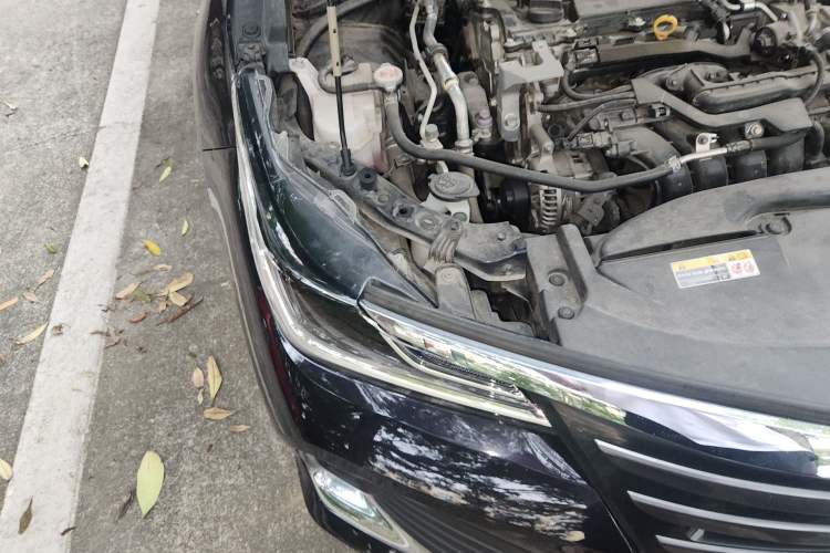 Used Toyota Allion 2021 2.0L Luxury Edition Right Front Headlight