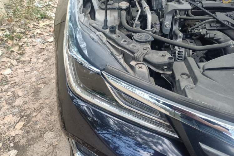 Used Toyota Allion 2021 2.0L Luxury Edition Right Front Headlight