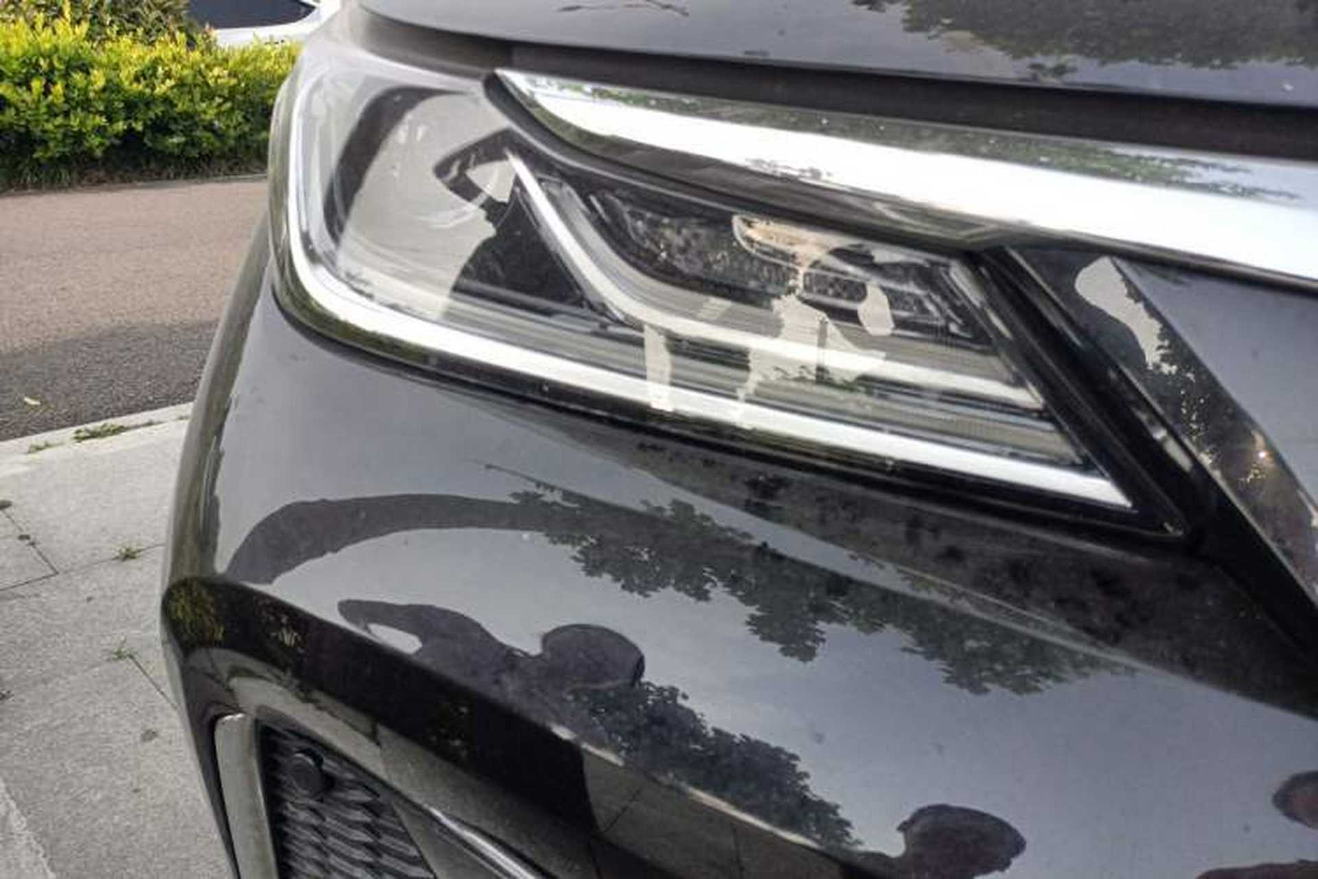 Used Toyota Allion 2021 2.0L Luxury Edition Right Front Headlight