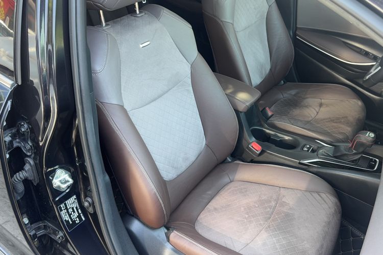 Used Toyota Allion 2021 2.0L Flagship Edition Right Front Seat