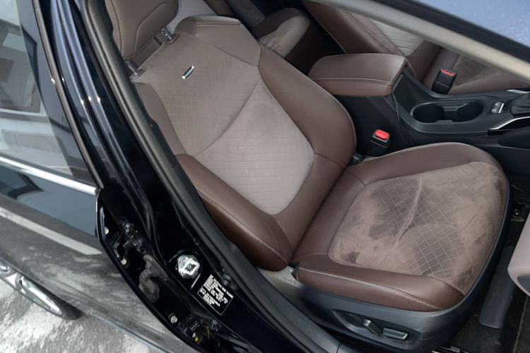 Used Toyota Allion 2021 2.0L Flagship Edition Right Front Seat