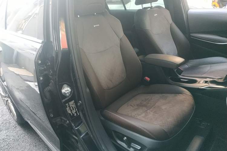 Used Toyota Allion 2021 2.0L Flagship Edition Right Front Seat