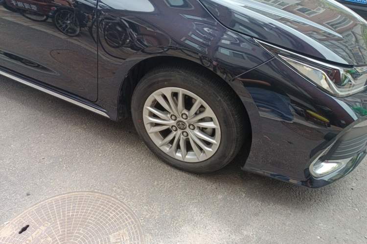 Used Toyota Allion 2021 2.0L Deluxe Edition Right Front Wheel Hub