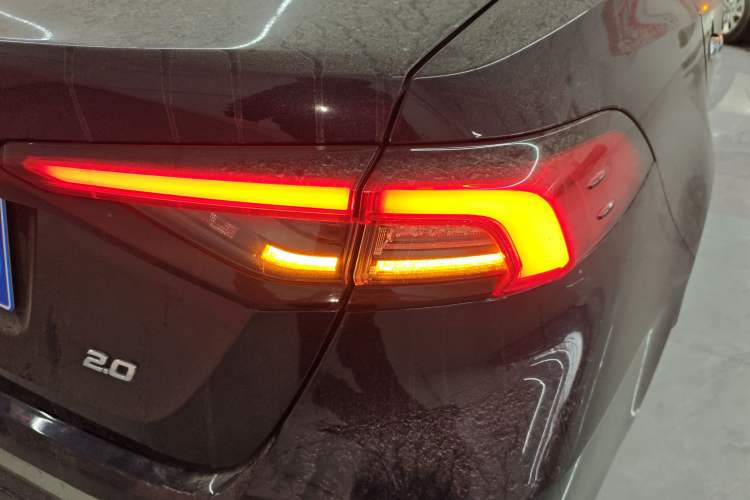 Used Toyota Allion 2021 2.0L Flagship Edition Right Rear Taillight