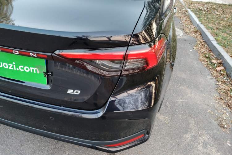 Used Toyota Allion 2021 2.0L Deluxe Edition Right Rear Taillight