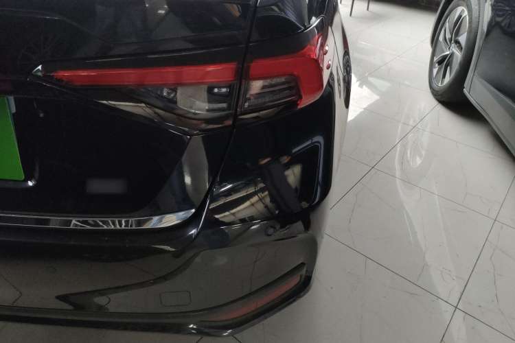Used Toyota Allion 2021 2.0L Flagship Edition Right Rear Taillight