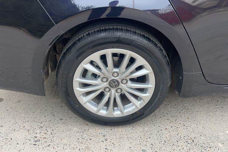 Used Toyota Allion 2021 2.0L Ambition Edition Right Rear Wheel Hub
