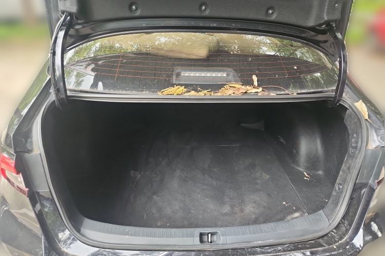 Used Toyota Allion 2021 2.0L Luxury Edition Trunk