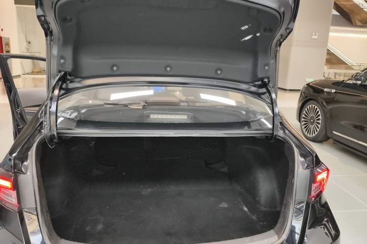 Used Toyota Allion 2021 2.0L Flagship Edition Trunk