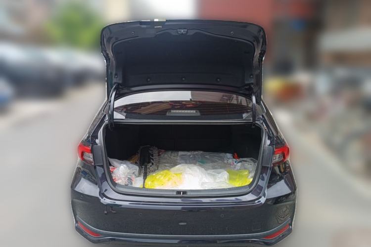 Used Toyota Allion 2021 2.0L Deluxe Edition Trunk
