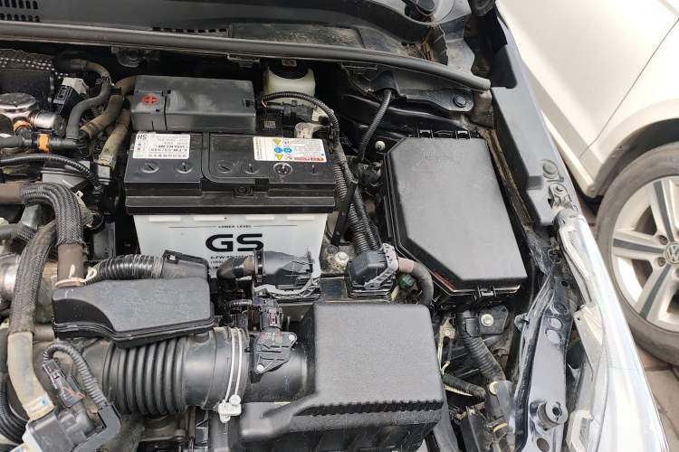 Used Toyota Allion 2021 2.0L Luxury Edition Engine Bay Left