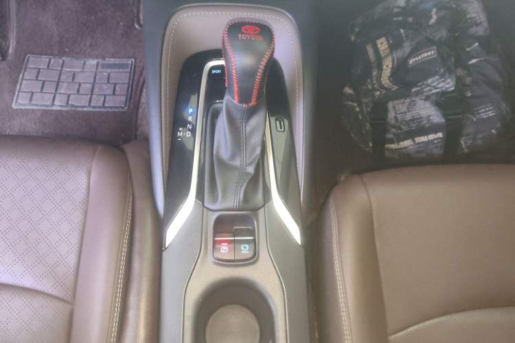 Used Toyota Allion 2021 2.0L Deluxe Edition Gear Lever