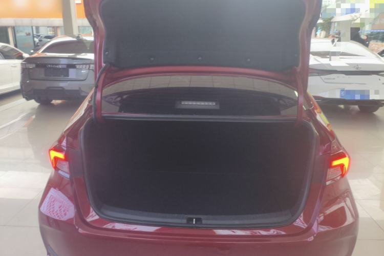 Used Toyota Allion 2021 2.0L Deluxe Edition Trunk