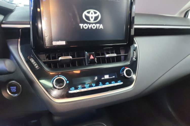 Used Toyota Allion 2021 2.0L Luxury Edition Audio And AC Panel