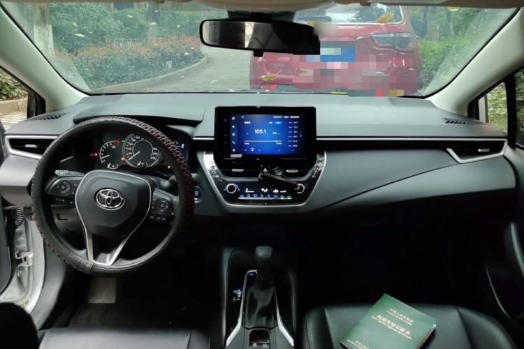 Used Toyota Allion 2021 2.0L Luxury Edition Center Console