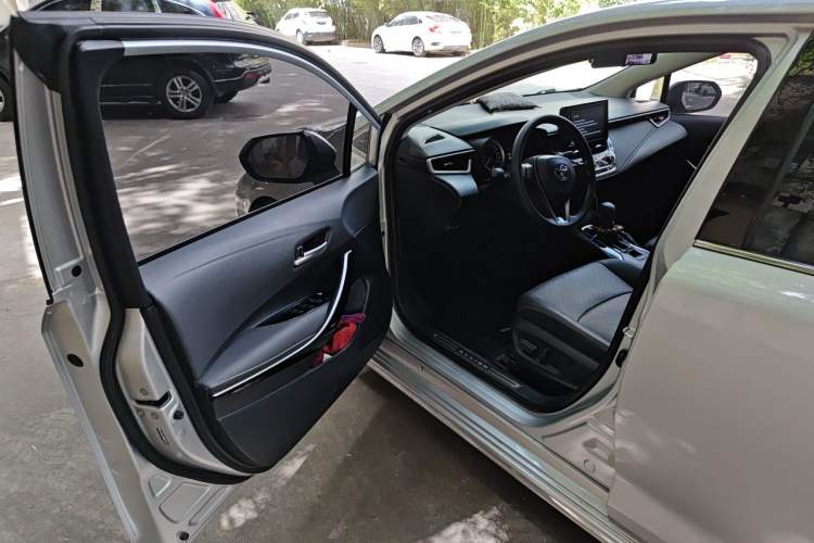 Used Toyota Allion 2021 2.0L Deluxe Edition Driver Seat