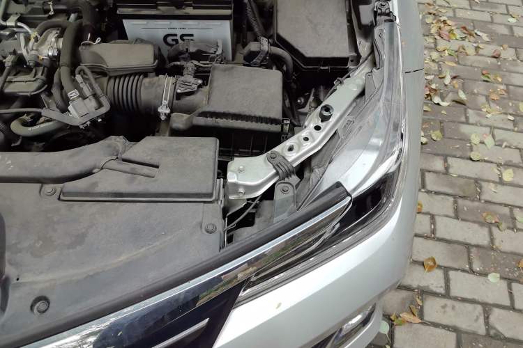 Used Toyota Allion 2021 2.0L Luxury Edition Engine Bay Left