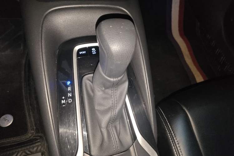 Used Toyota Allion 2021 2.0L Ambition Edition Gear Lever